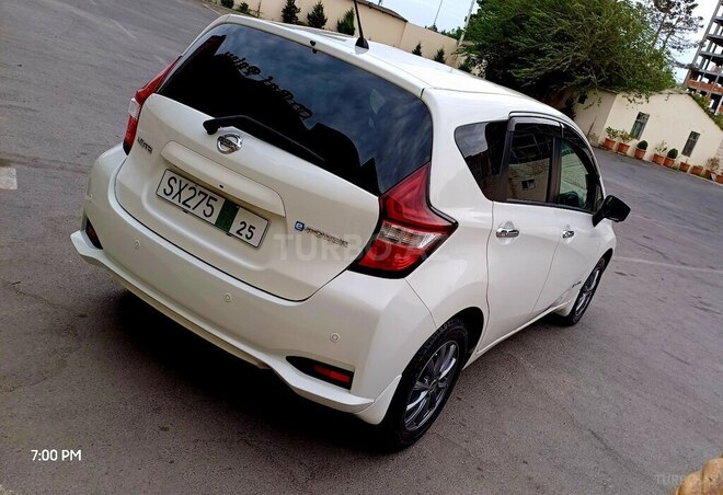 Nissan Note-4