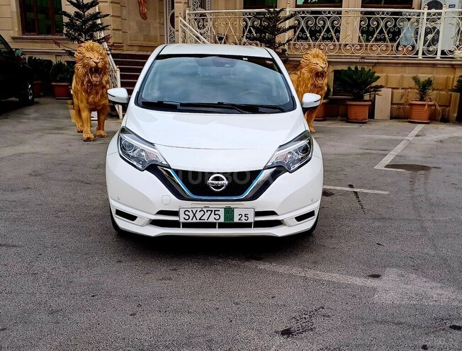 Nissan Note-1