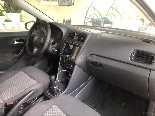 Volkswagen Polo 2010, 232,000 km - 1.2 л - Bərdə