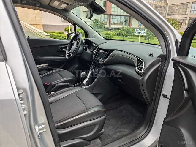 Chevrolet Trax 2018, 130,000 km - 1.4 l - Gəncə