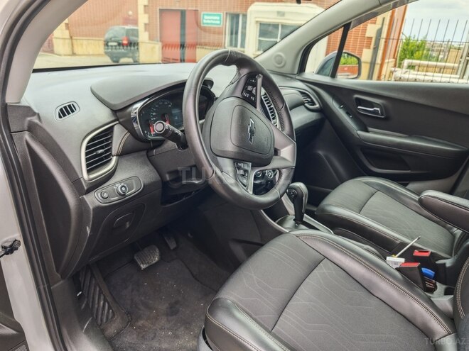 Chevrolet Trax 2018, 130,000 km - 1.4 l - Gəncə