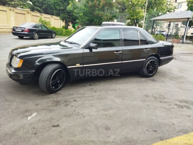 Mercedes E 220 1993, 478,000 km - 2.2 л - Bakı