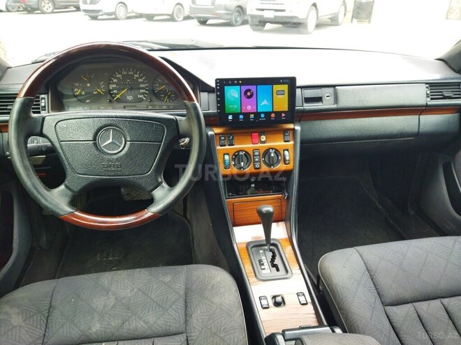 Mercedes E 220 1993, 478,000 km - 2.2 л - Bakı