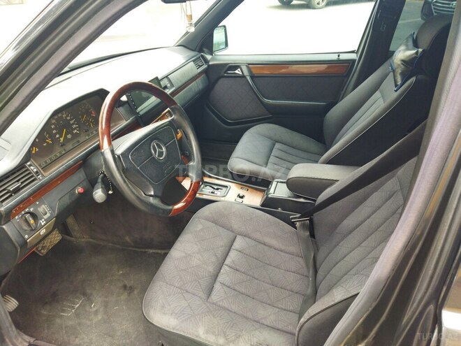 Mercedes E 220 1993, 478,000 km - 2.2 л - Bakı