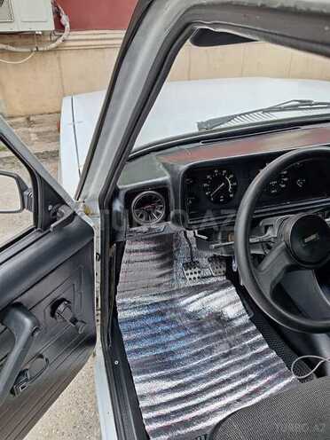LADA (VAZ) 2107 2005, 70,000 km - 1.6 l - Salyan