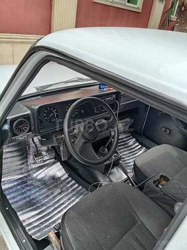 LADA (VAZ) 2107 2005, 70,000 km - 1.6 l - Salyan