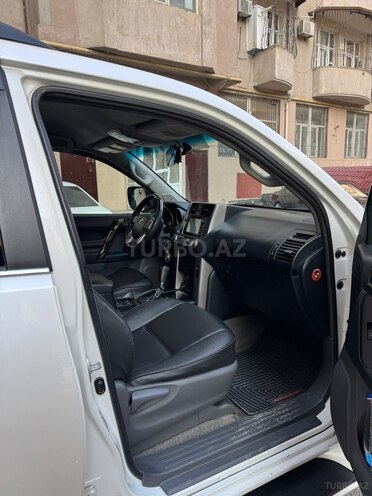 Toyota Land Cruiser Prado 2011, 185,000 km - 2.7 l - Bakı