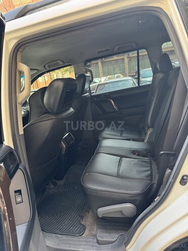 Toyota Land Cruiser Prado 2011, 185,000 km - 2.7 l - Bakı