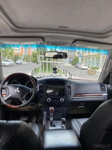 Mitsubishi Pajero 2007, 254,000 km - 3.0 л - Bakı