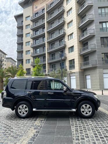 Mitsubishi Pajero 2007, 254,000 km - 3.0 л - Bakı