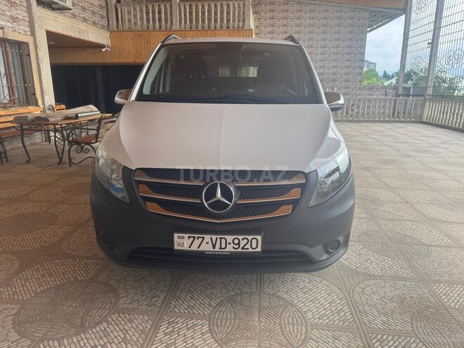 Mercedes Vito 114 2015, 378,000 km - 2.2 л - Gəncə