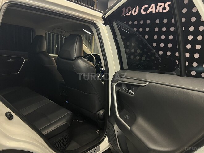 Toyota RAV4 2022, 26,000 km - 2.5 l - Bakı
