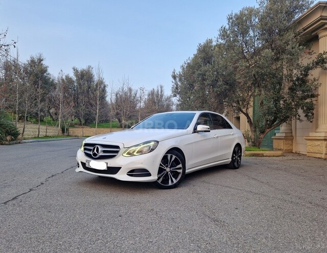 Mercedes E 220 d 2013, 187,000 km - 2.1 л - Bakı