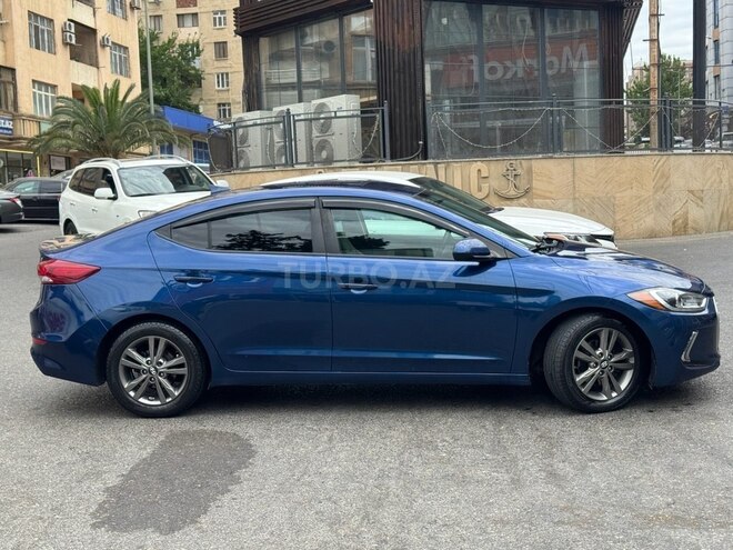 Hyundai Elantra 2018, 136,794 km - 2.0 l - Bakı