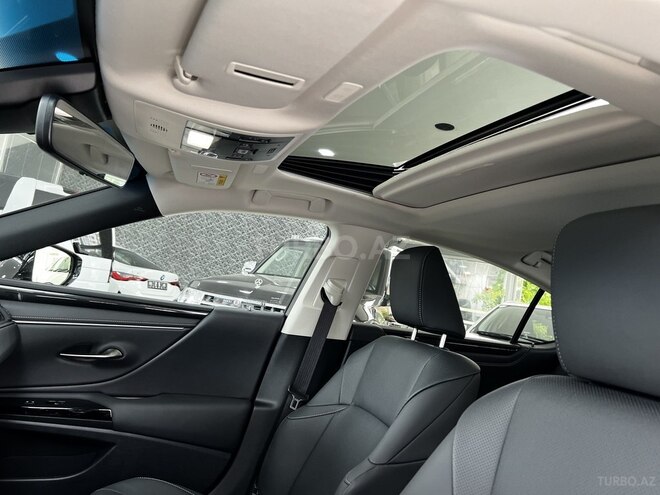 Lexus ES 300h 2023, 985 km - 2.5 л - Bakı