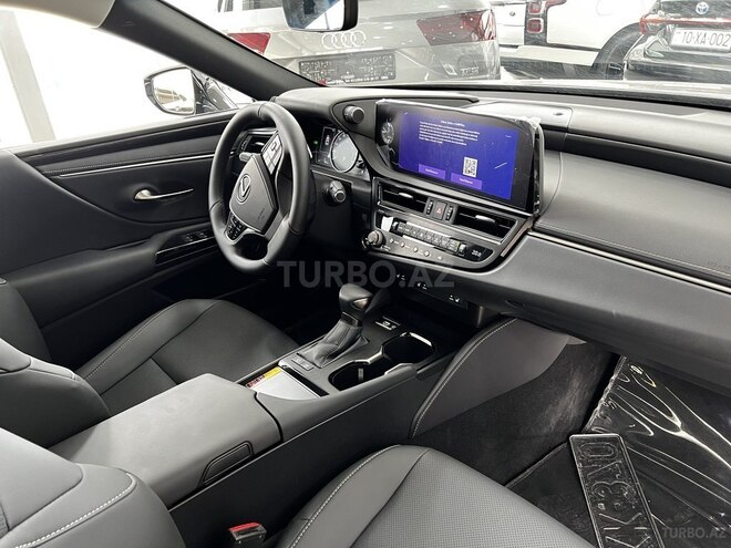 Lexus ES 300h 2023, 985 km - 2.5 л - Bakı