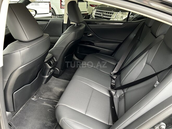 Lexus ES 300h 2023, 985 km - 2.5 л - Bakı