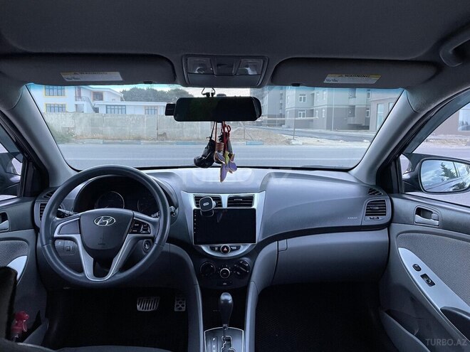 Hyundai Accent 2013, 280,000 km - 1.6 l - Sumqayıt