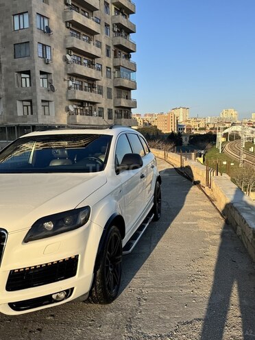 Audi Q7 2008, 272,442 km - 4.2 l - Bakı
