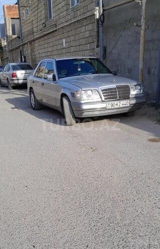 Mercedes E 250 1994, 597,531 km - 2.5 л - Bakı