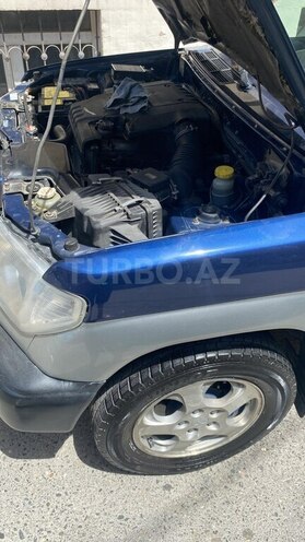 Mitsubishi Pajero io 1999, 370,000 km - 1.8 л - Bakı