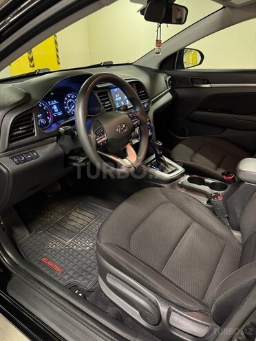 Hyundai Elantra 2018, 125,000 km - 2.0 л - Gəncə