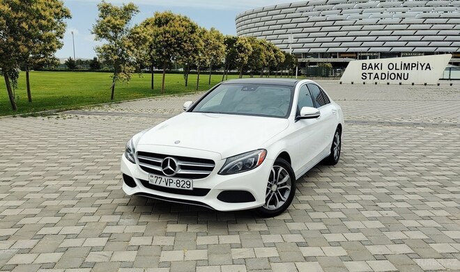 Mercedes C 300-1