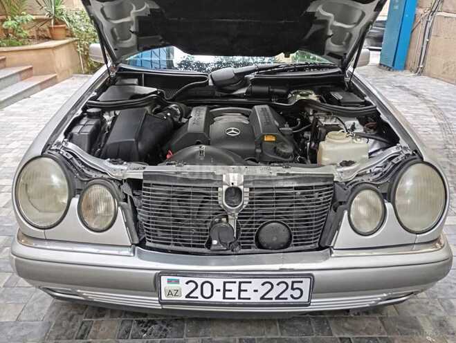 Mercedes E 280 1998, 254,052 km - 2.8 l - Bakı
