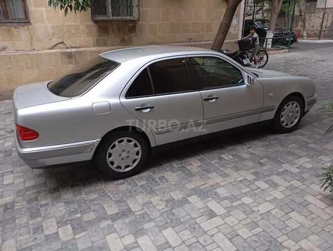 Mercedes E 280 1998, 254,052 km - 2.8 l - Bakı