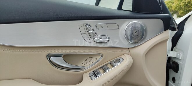 Mercedes C 300-7
