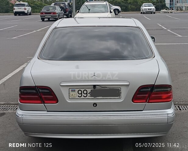Mercedes E 220 d 2000, 341,810 km - 2.2 l - Bakı