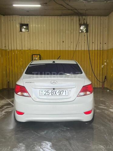 Hyundai Accent 2015, 149,000 km - 1.6 l - Göygöl