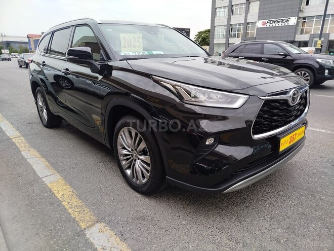 Toyota Highlander-3
