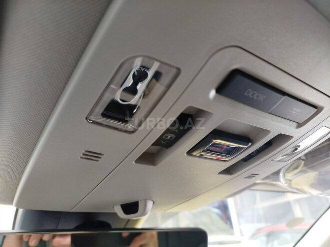Toyota Highlander-16