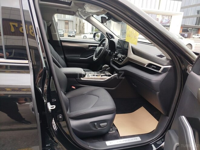 Toyota Highlander-24