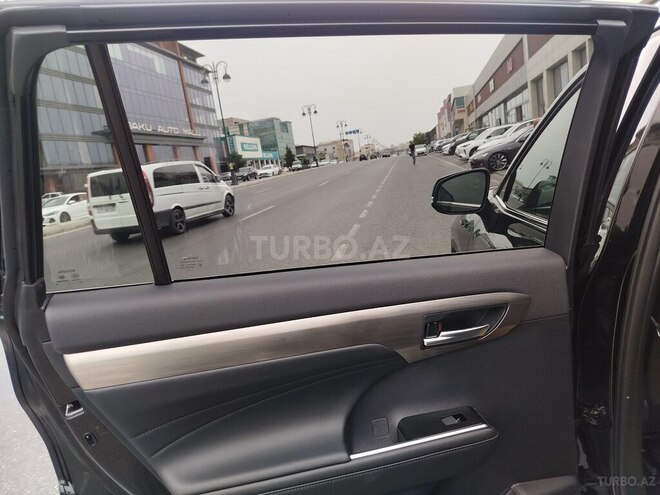 Toyota Highlander-26