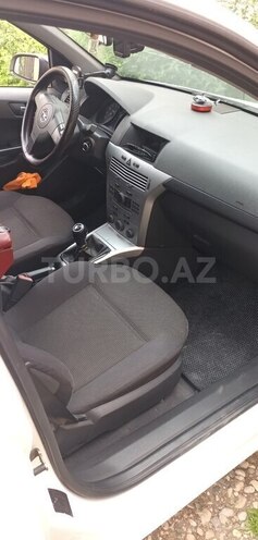 Opel Astra 2009, 243,000 km - 1.4 l - Xaçmaz