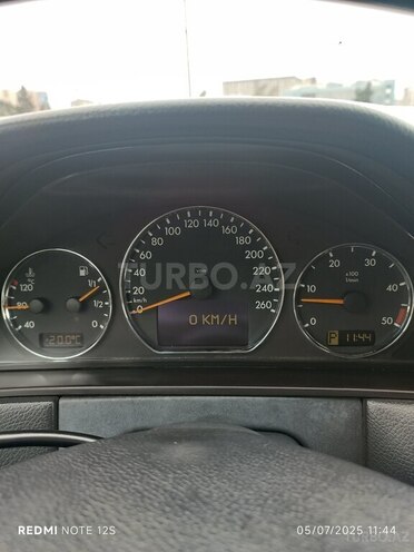 Mercedes E 220 d 2000, 341,810 km - 2.2 l - Bakı