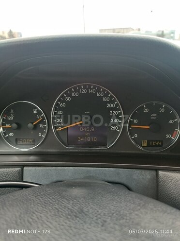 Mercedes E 220 d 2000, 341,810 km - 2.2 l - Bakı