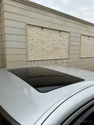 Mercedes E 220 d 1999, 200,000 km - 2.2 l - Bakı