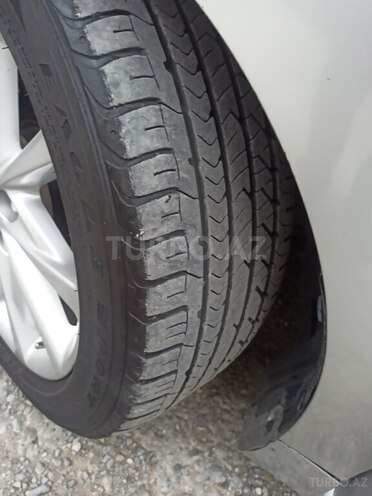 Toyota Prius V 2013, 335,616 km - 1.8 l - Bakı