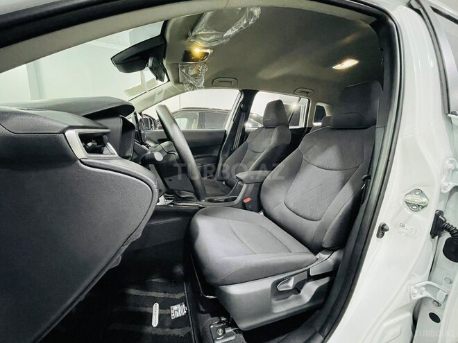 Toyota Corolla Cross-9