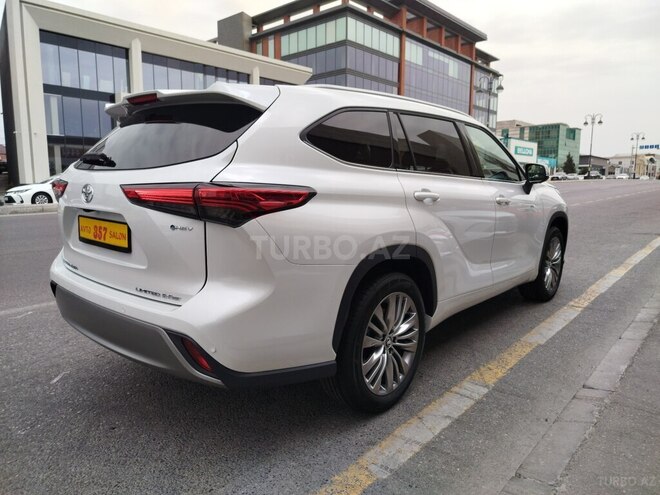 Toyota Highlander-6