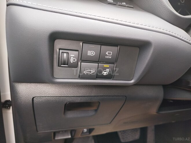 Toyota Highlander-13
