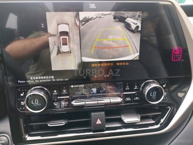 Toyota Highlander-21