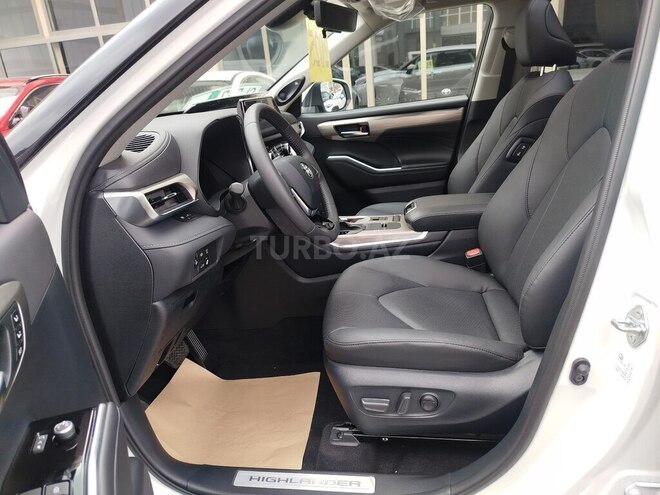 Toyota Highlander-11