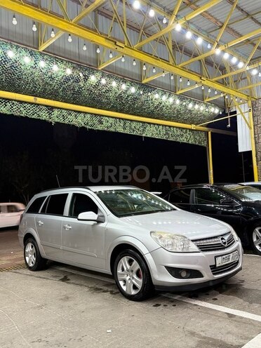 Opel Astra 2009, 320,000 km - 1.3 l - Ağcabədi