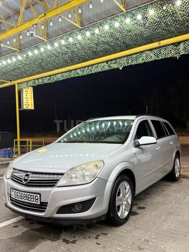 Opel Astra 2009, 320,000 km - 1.3 l - Ağcabədi