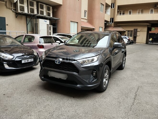 Toyota RAV4-1