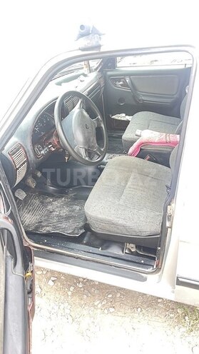 GAZ 3110 2002, 220,753 km - 2.4 l - Ucar